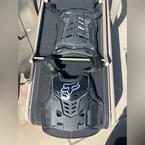 Fox proframe roost deflector chest protector Large men’s